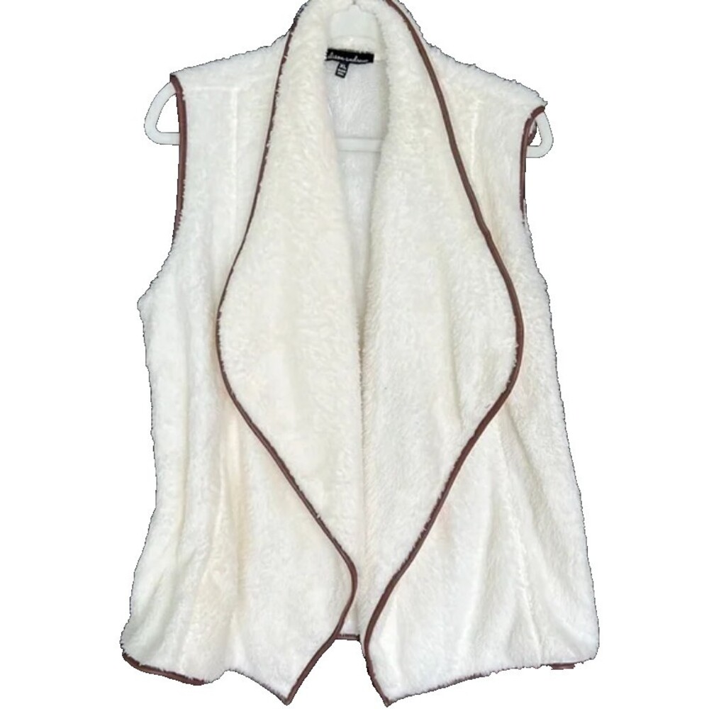 Alison Andrews | Women's Fuzzy White Sleeveless Cardigan XL